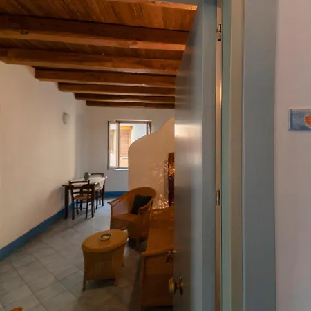 Solares Vacanze Ferienhaus Isola di Ustica
