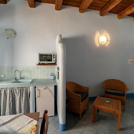 Solares Vacanze Ferienhaus Isola di Ustica