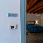 Solares Vacanze 度假居 乌斯蒂卡